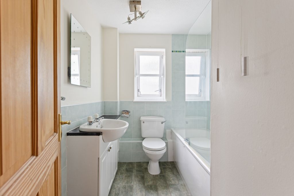 Additional image 12 of 2 bed flat for sale4 The Paddock, Balcarres Road, Musselburgh EH21