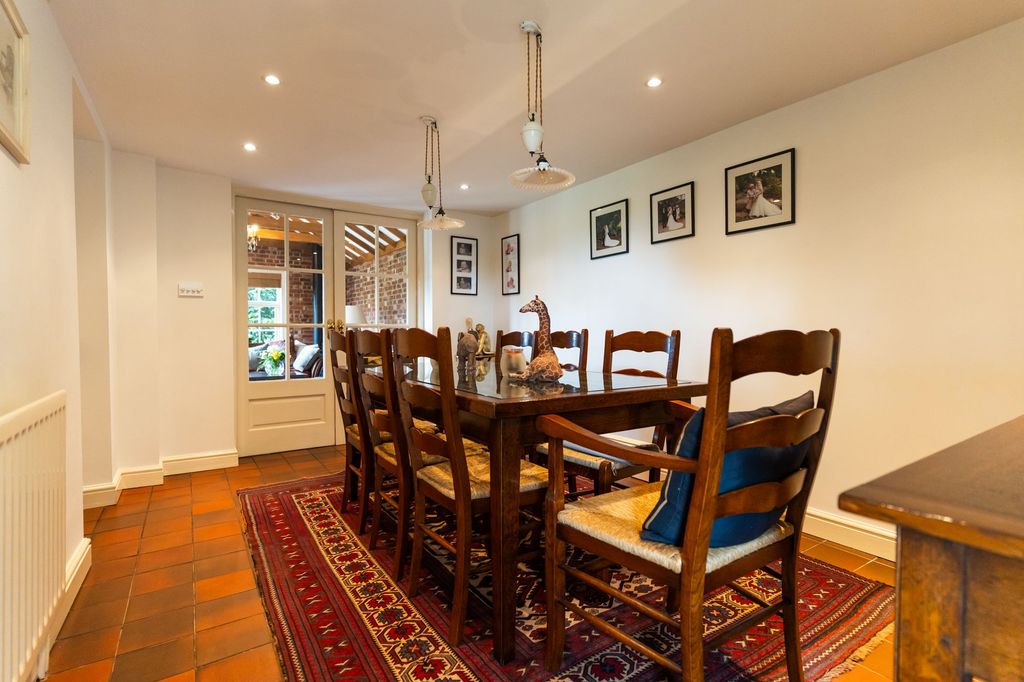 Additional image 13 of 4 bed detached house for saleThe Square, Thurnby LE7