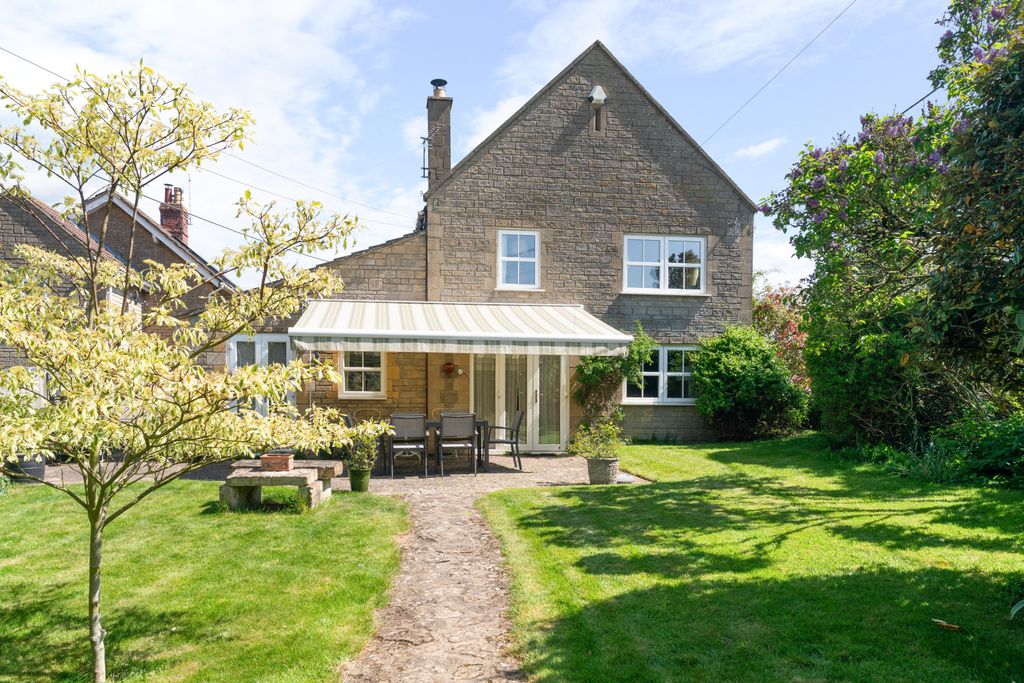 Additional image 20 of 5 bed detached house for saleThe Common, Broughton Gifford, Wiltshire SN12
