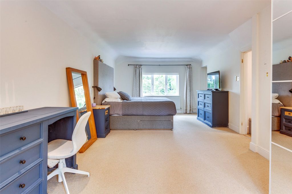 Additional image 7 of 4 bed detached house for saleHenley Road, Marlow, Buckinghamshire SL7