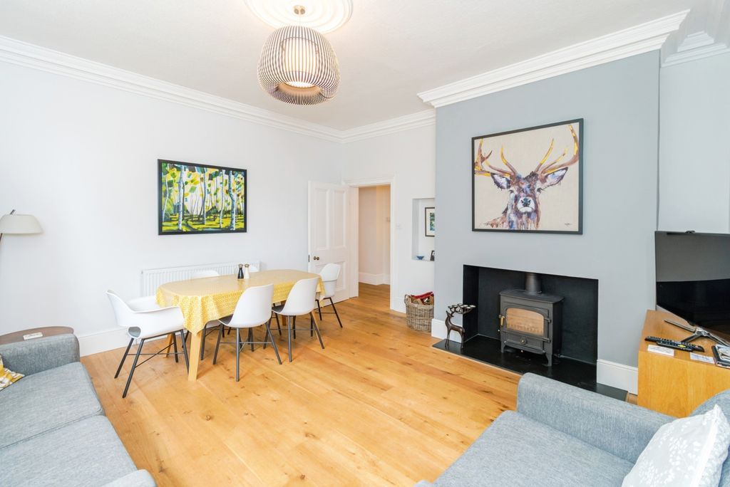 Additional image 6 of 3 bed flat for saleGosport Lane, Lyndhurst, Hampshire SO43