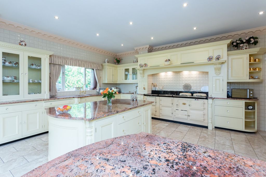 Additional image 4 of 4 bed semi-detached house for saleAbbotsway, Penwortham PR1