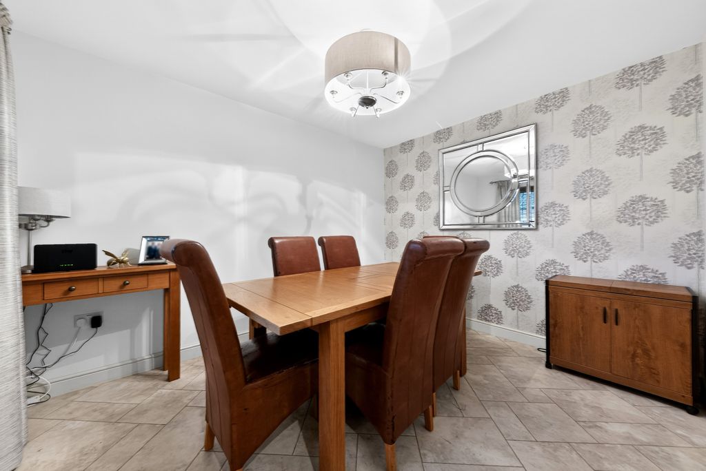 Additional image 10 of 5 bed detached house for salePhillipott Close, Newark NG24