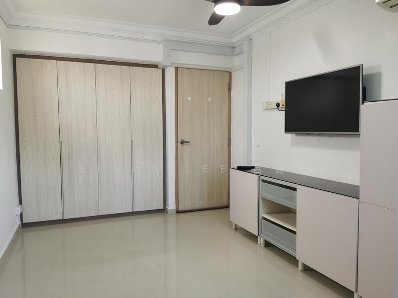 220 Serangoon Avenue 4