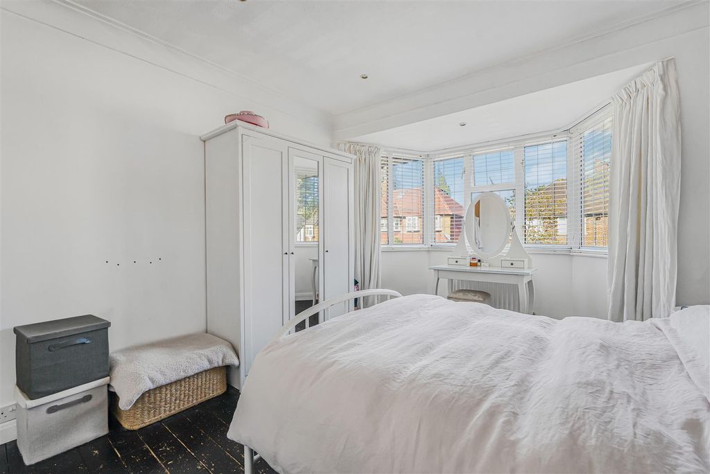 Additional image 30 of 5 bed semi-detached house for saleBeechcroft Avenue, New Malden KT3