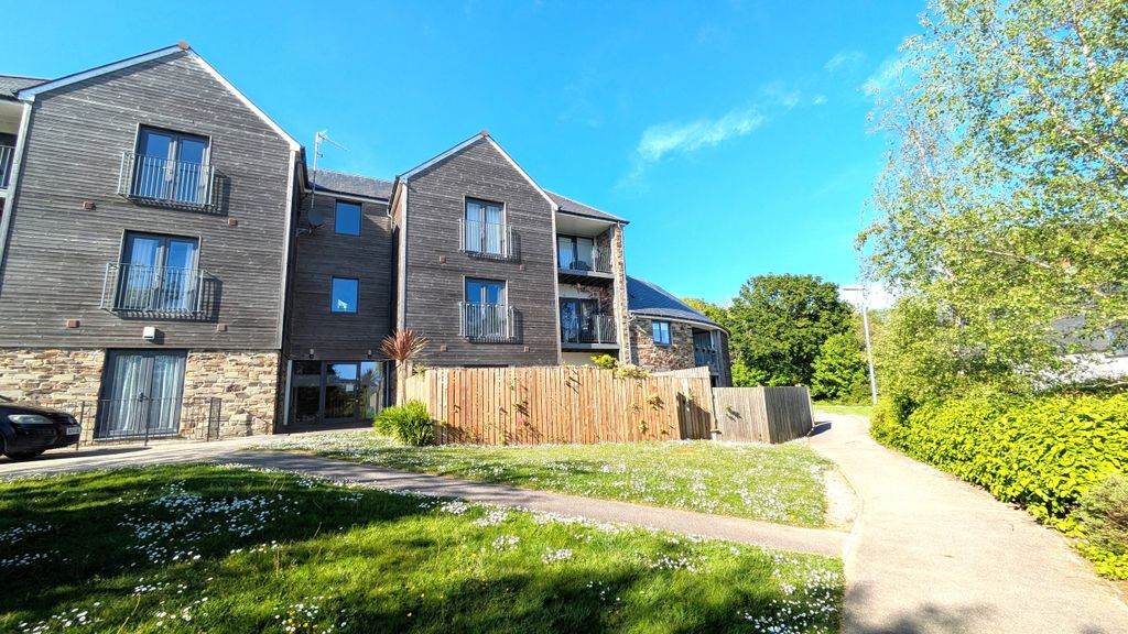 2 bed flat for saleCarbean Apartments, Fettling Lane, Charlestown, St. Austell, Cornwall PL25