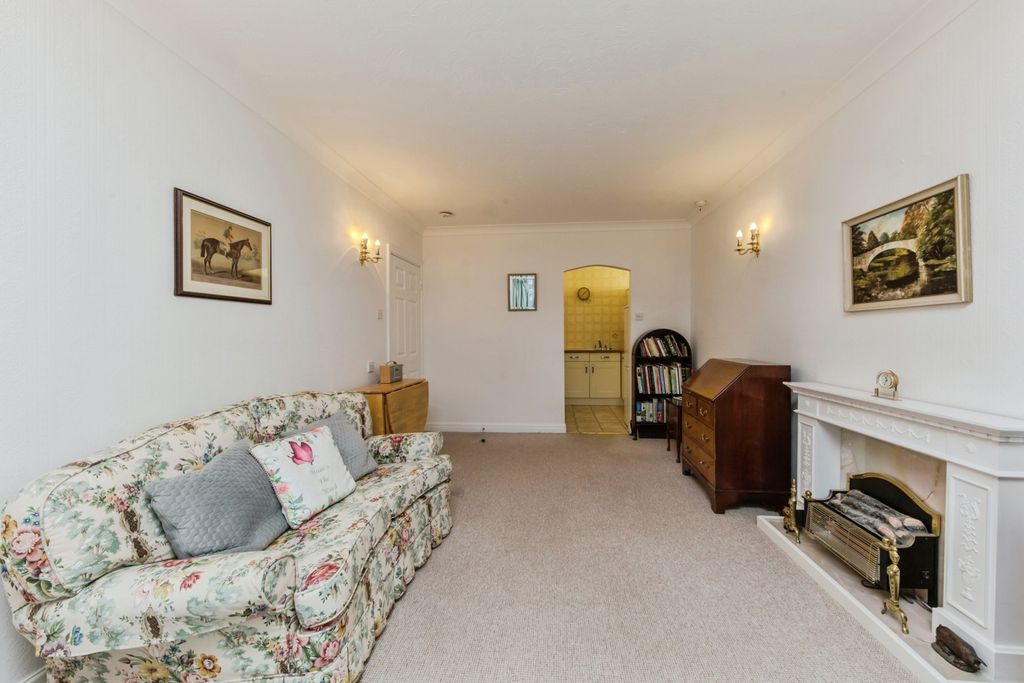 Additional image 9 of 1 bed flat for saleTabley Road, Knutsford, Cheshire WA16