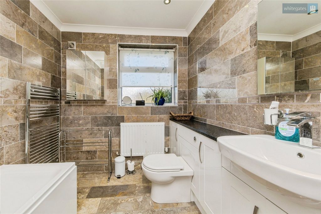 Additional image 13 of 5 bed bungalow for saleHornby Drive, Nantwich, Cheshire CW5