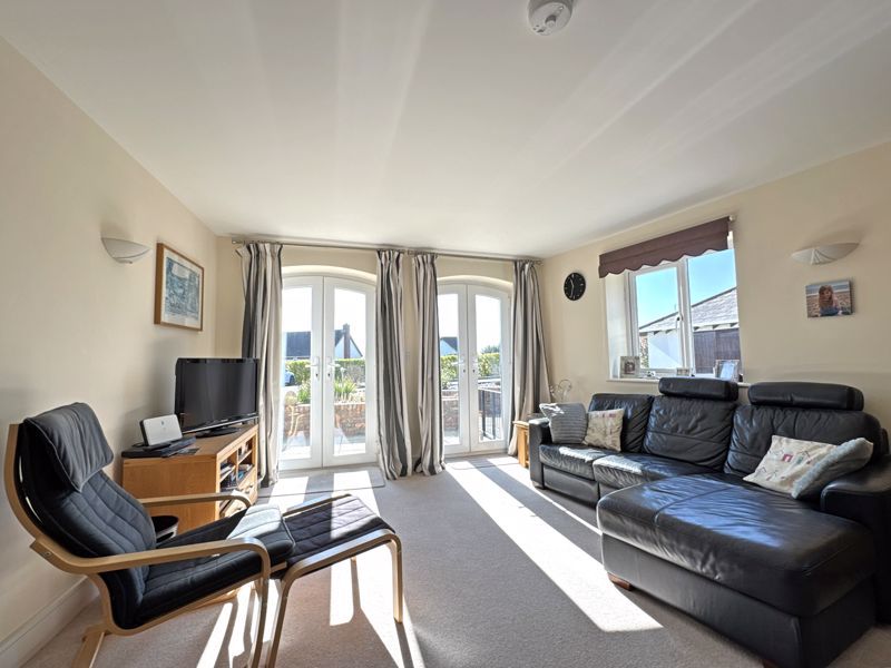 2 bed flat for saleSidford High Street, Sidford, Sidmouth EX10 photo 5