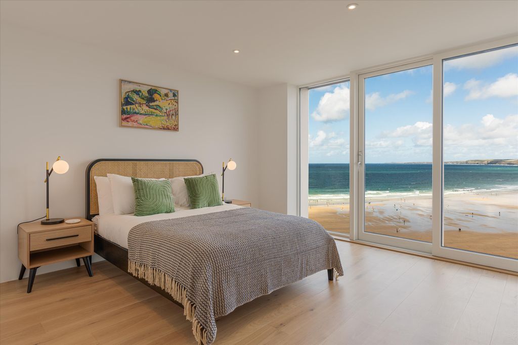 Additional image 20 of 4 bed terraced house for saleTrebarwith Crescent, Newquay, Cornwall TR7