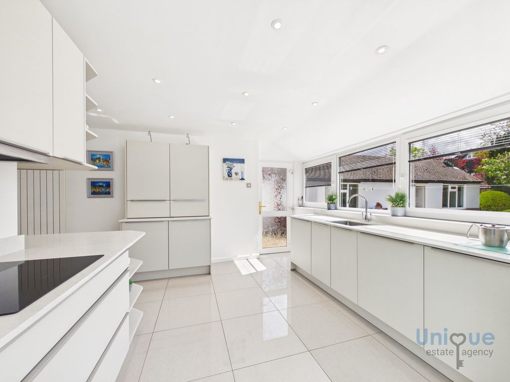 Additional image 7 of 3 bed bungalow for saleSt. Thomas Road, Lytham St. Annes FY8