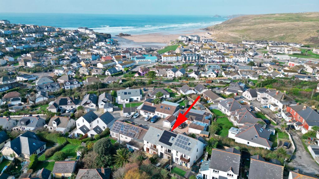 4 bed terraced house for saleLiskey Hill Crescent, Perranporth, Cornwall TR6