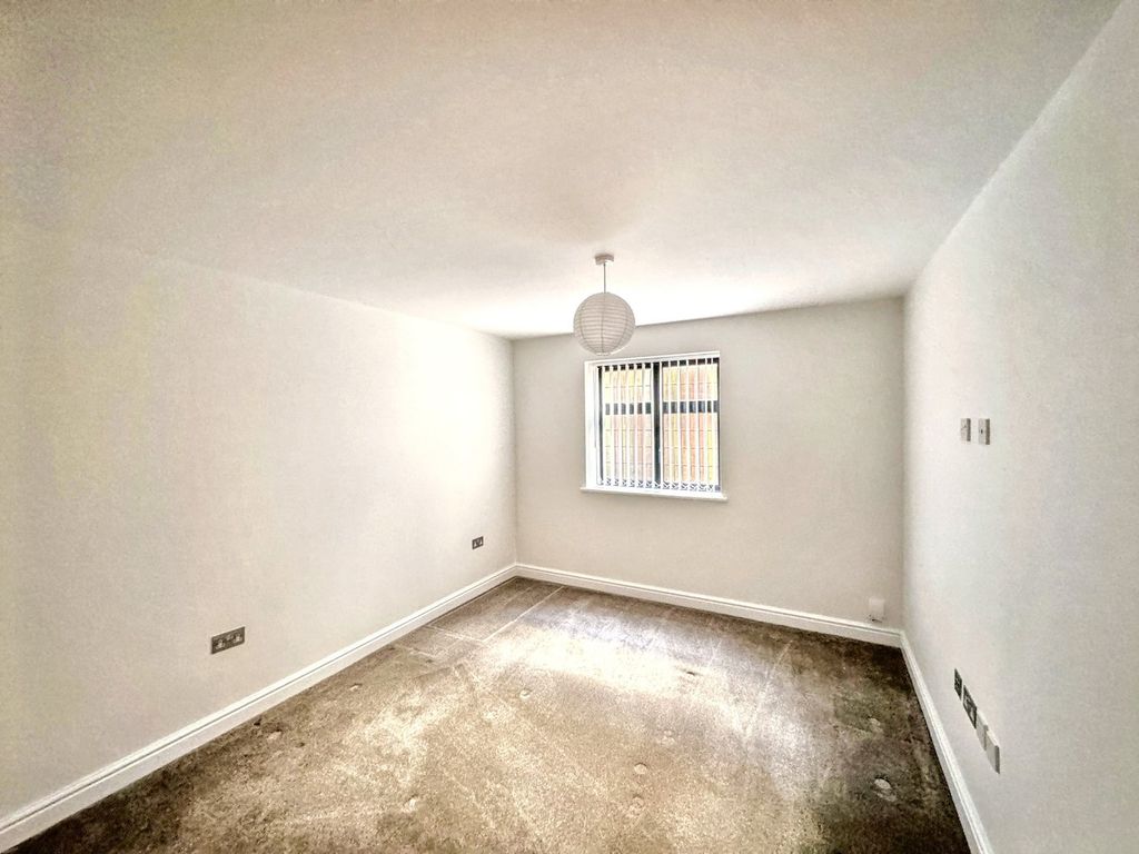 Additional image 8 of 2 bed flat for saleWest Way, Petts Wood, Orpington BR5
