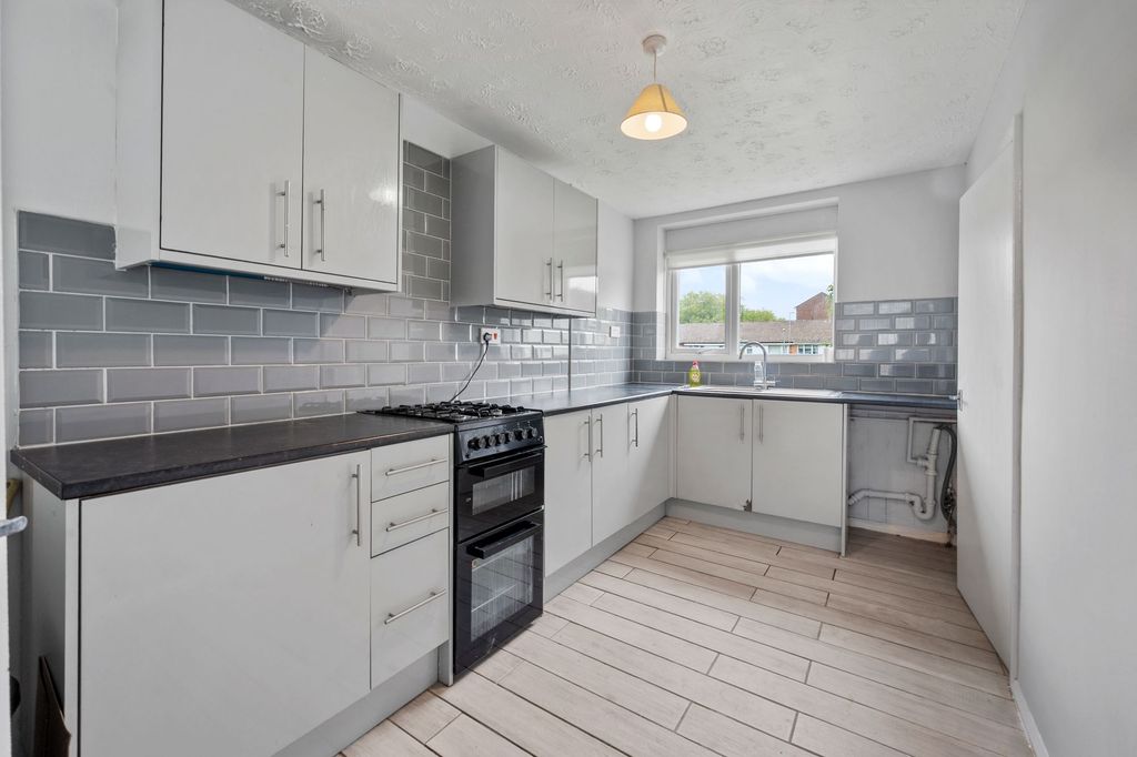 Additional image 2 of 3 bed flat for saleBeaconsfield, Prescot L34