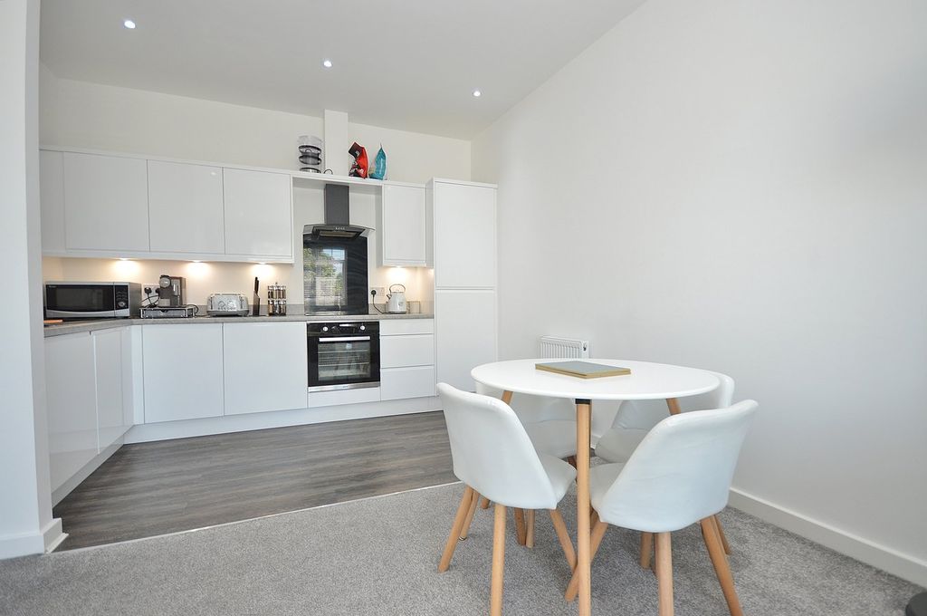 Additional image 6 of 2 bed flat for saleDuke Street, The Mounts, Northampton NN1