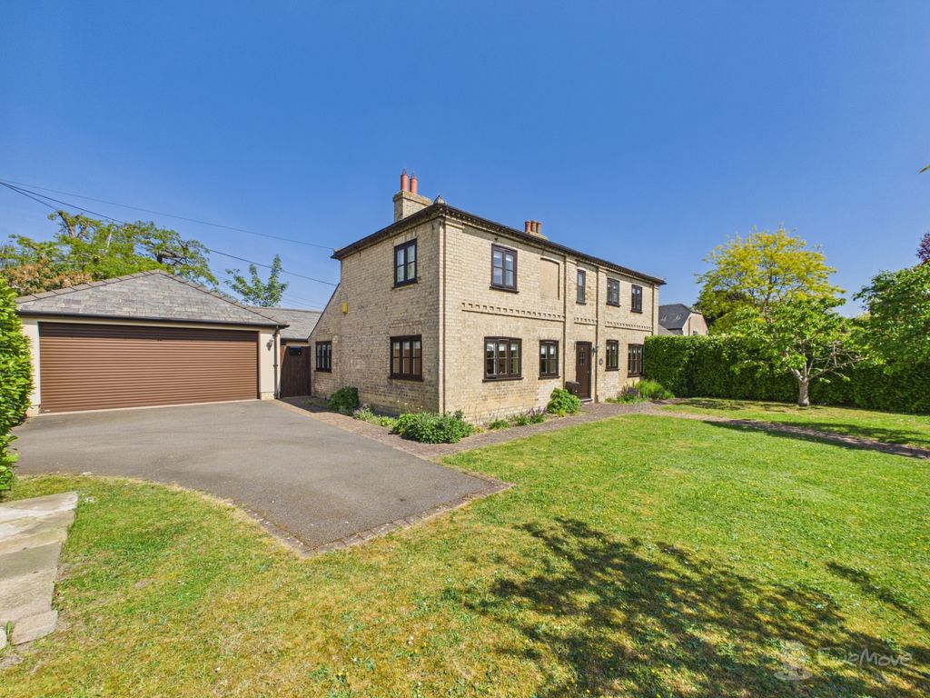 4 bed detached house for saleDucks Lane, Exning, Newmarket, Suffolk CB8