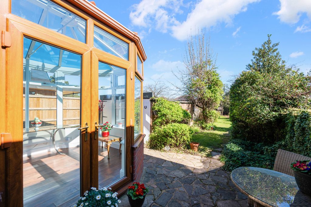 Additional image 25 of 3 bed semi-detached house for saleAshridge Way, Morden SM4