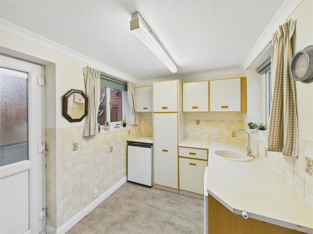 Additional image 8 of 3 bed detached bungalow for saleThe Rise, North Ferriby HU14