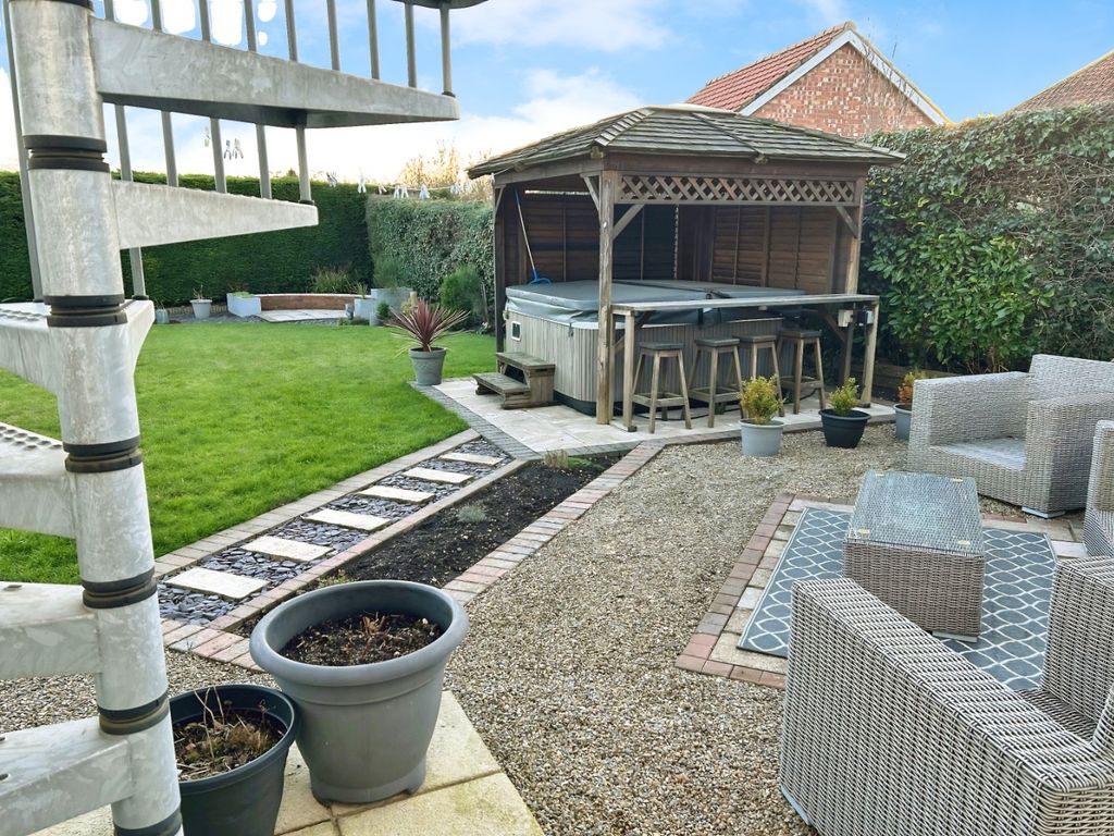 Additional image 22 of 5 bed detached house for saleReading Room Yard, North Ferriby HU14