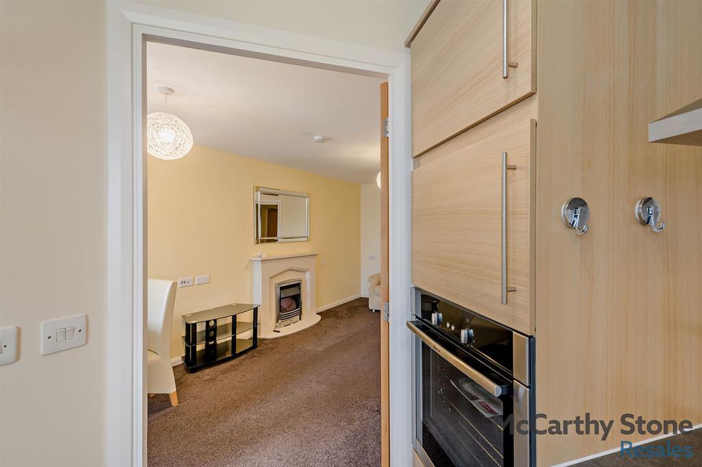 Additional image 18 of 2 bed flat for saleHollis Court, Castle Howard Road, Malton YO17