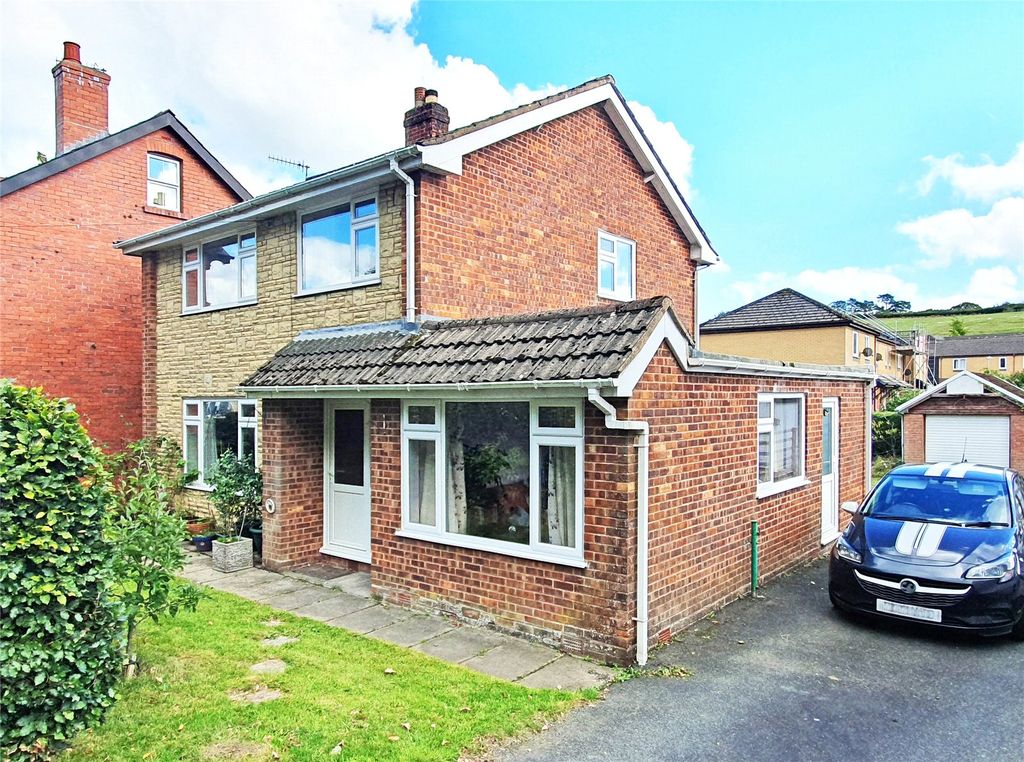 3 bed detached house for saleWestland, Wellington Road, Llandrindod Wells, Powys LD1
