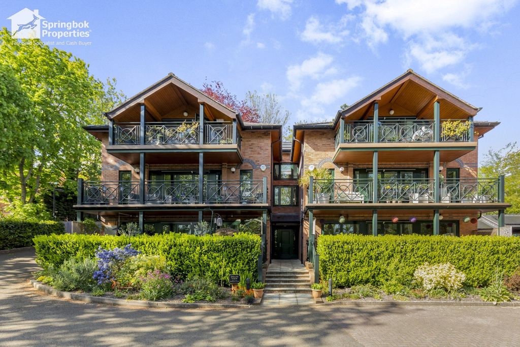 2 bed flat for saleWilhelmina Close, Leamington Spa, Warwickshire CV32