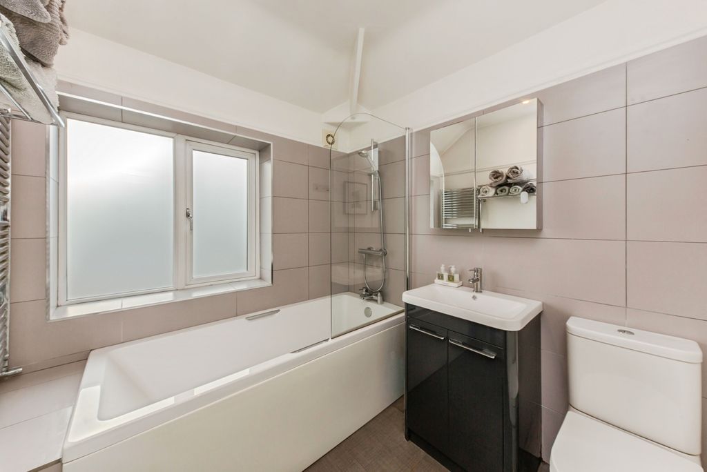 Additional image 9 of 3 bed end terrace house for saleAcacia Avenue, Knutsford, Cheshire WA16