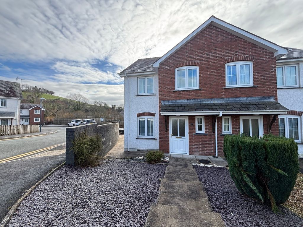 3 bed semi-detached house for saleCwrt Dulas, Lampeter SA48