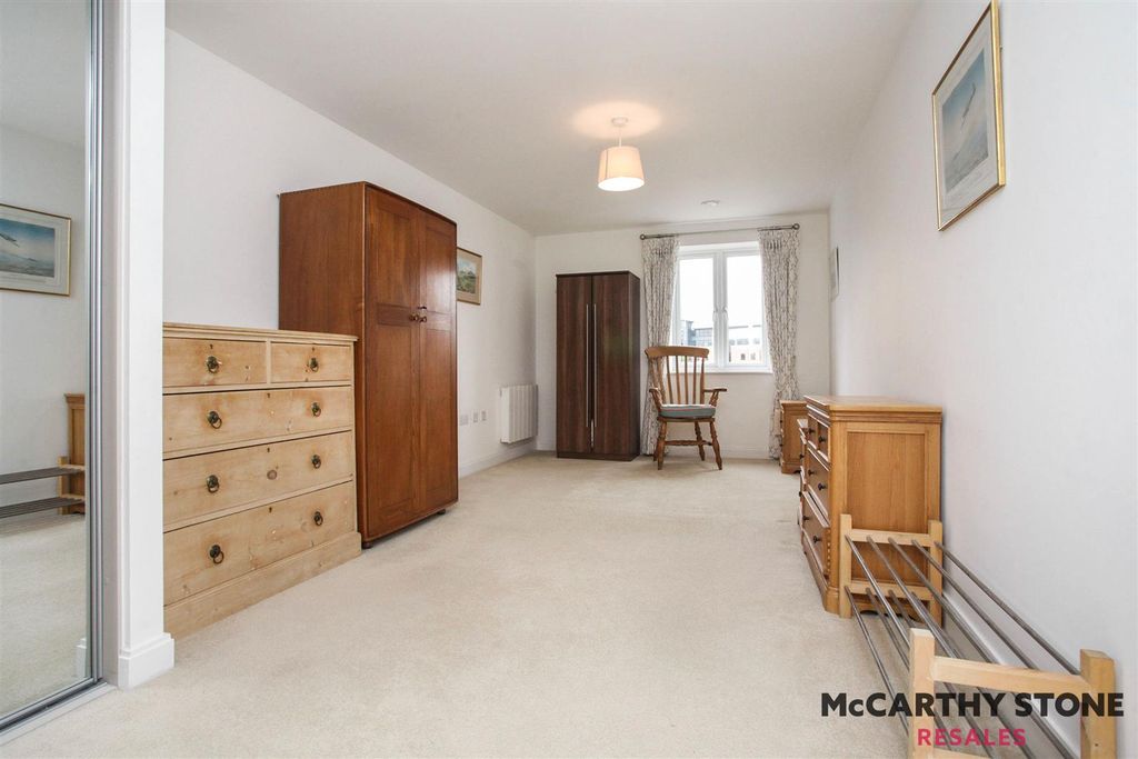 Additional image 7 of 2 bed flat for saleThe Close, Church Street, Nuneaton CV11