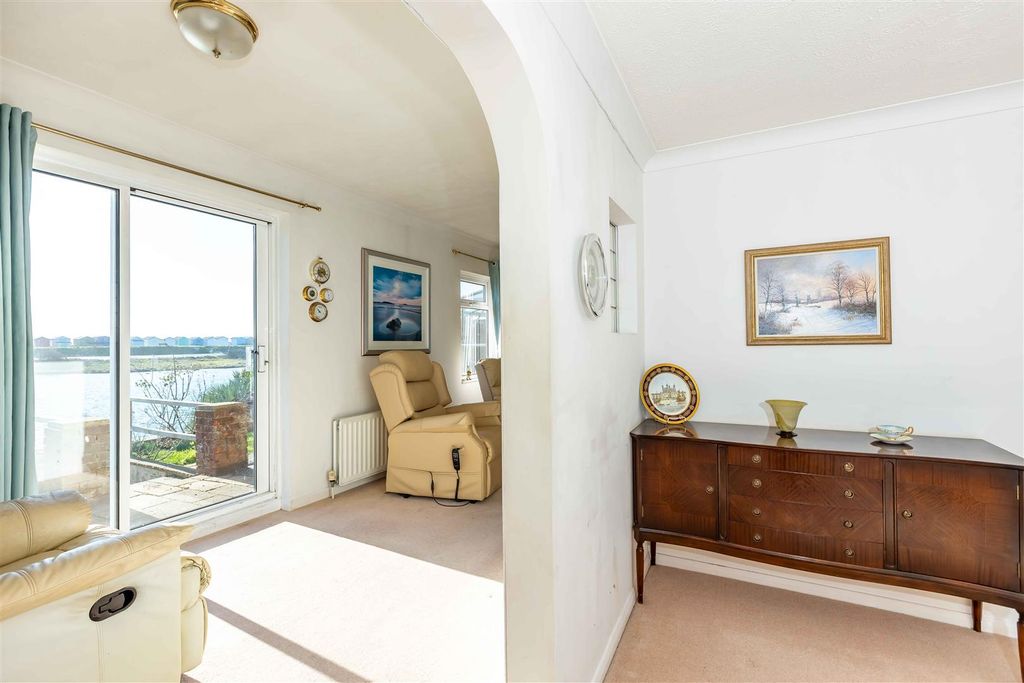Additional image 10 of 3 bed detached house for saleBrighton Road, Lancing BN15