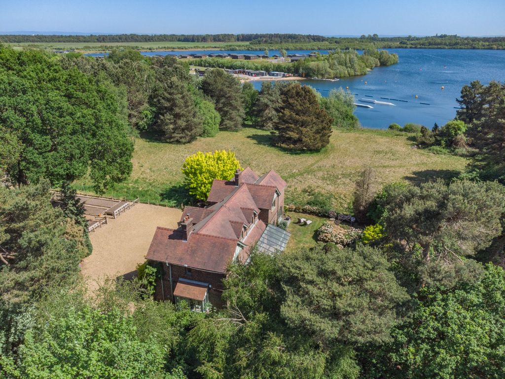 4 bed detached house for saleChester Road, Oakmere, Cheshire CW8