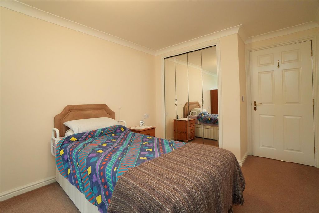 Additional image 10 of 1 bed property for saleBelfry Court, The Village, Wigginton, York YO32