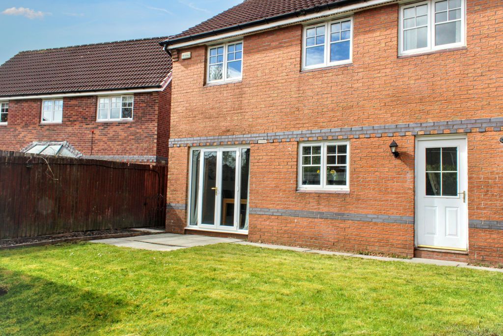 Additional image 17 of 4 bed detached house for sale16 Rankine Wynd, Tullibody FK10