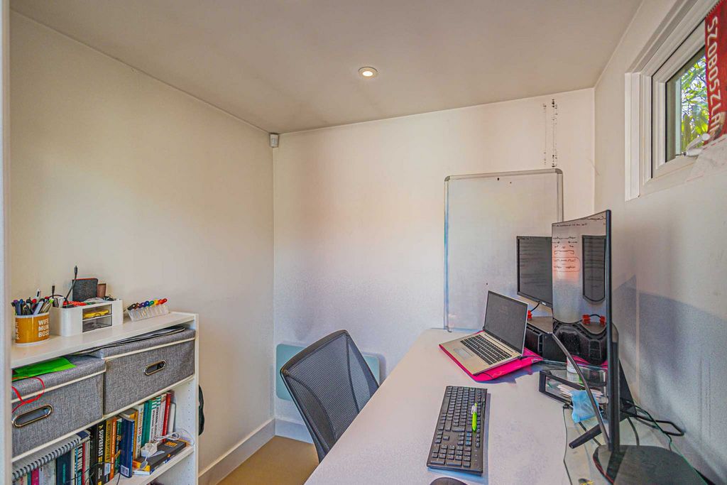 Additional image 20 of 3 bed detached house for saleFernleigh Drive, Leigh-On-Sea SS9