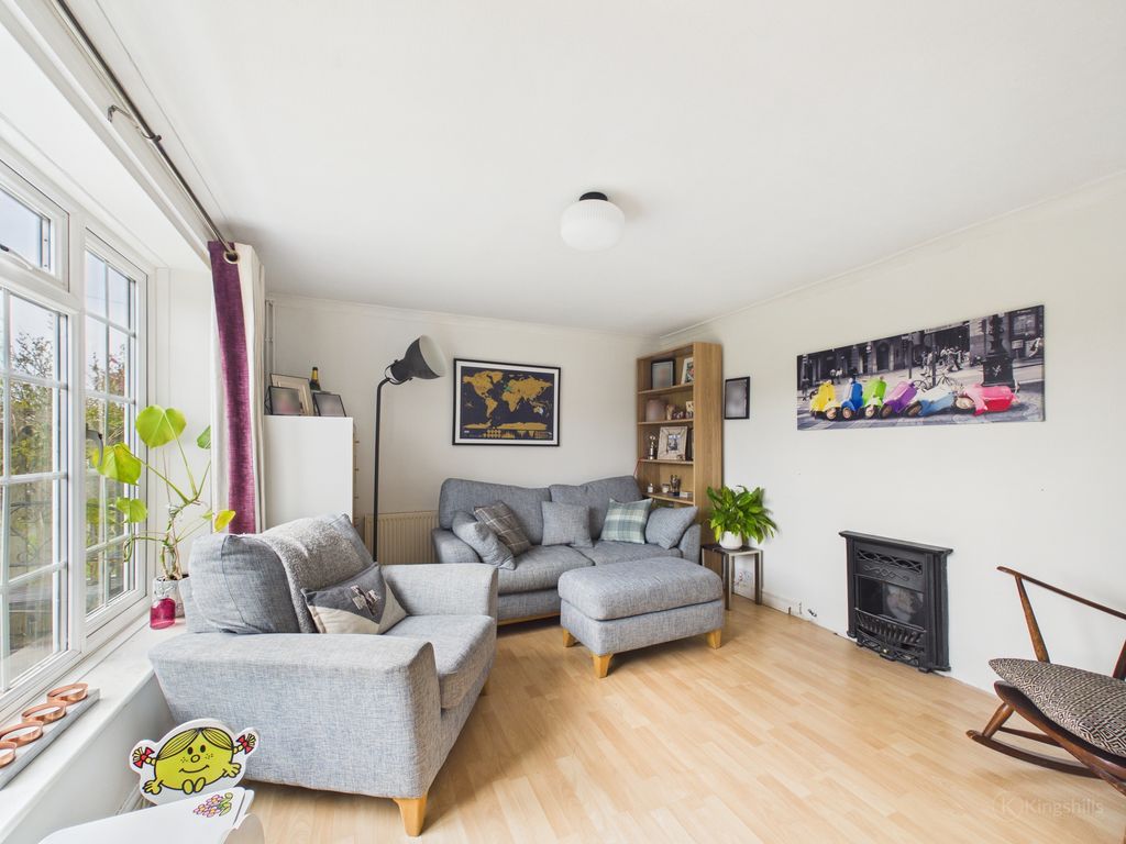 Additional image 2 of 3 bed semi-detached house for saleNorthfield Road, Princes Risborough, Buckinghamshire HP27