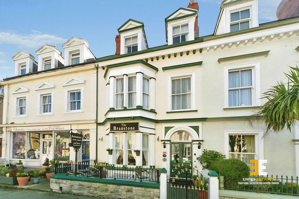 8 bed hotel for saleLlewelyn Avenue, Llandudno LL30