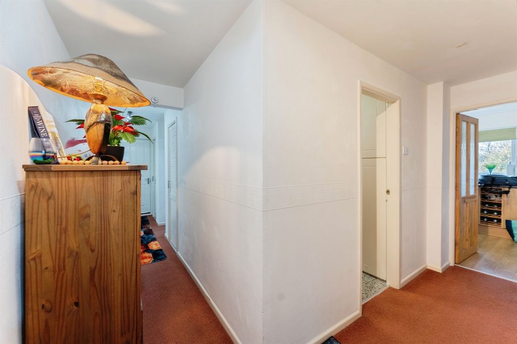 Additional image 10 of 2 bed flat for saleKings Mount, Oxton, Prenton CH43