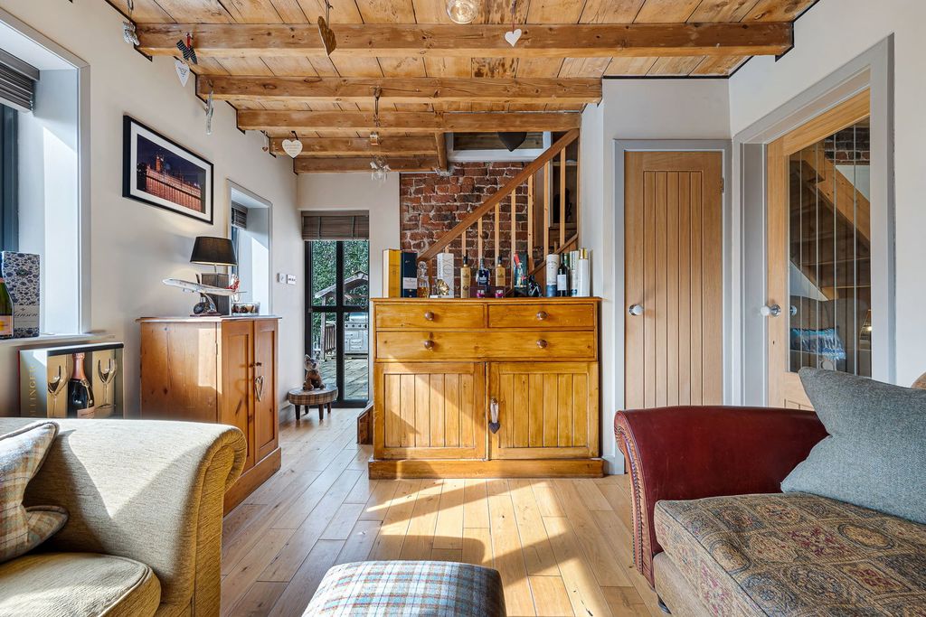 Additional image 11 of 2 bed cottage for saleCanal Cottage, Downholland, Aughton, Ormskirk L39