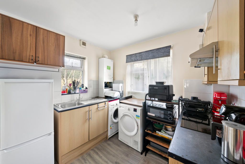 Additional image 2 of 2 bed maisonette for salePetworth Close, Northolt UB5