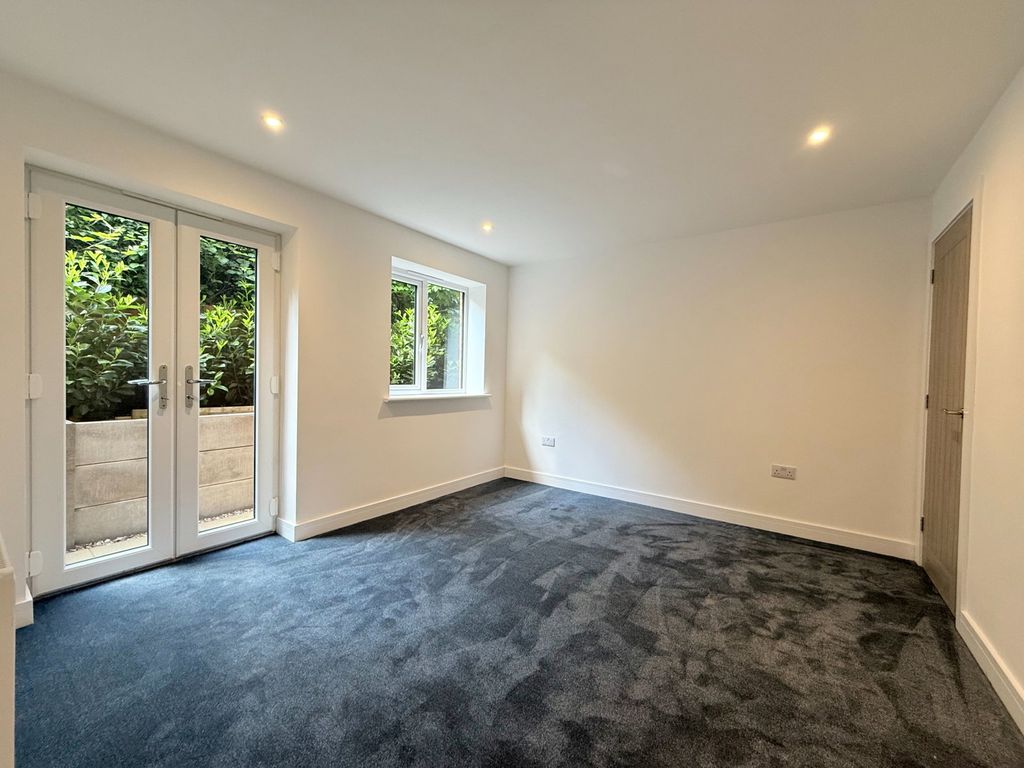 Additional image 6 of 1 bed flat for saleEdith Walk, Great Malvern, Worcestershire WR14