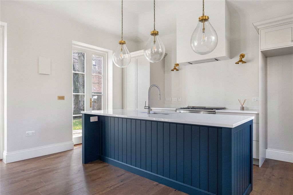 Additional image 2 of 3 bed detached house for saleSt Peters Mews The Parade, Marlborough, Wiltshire SN8