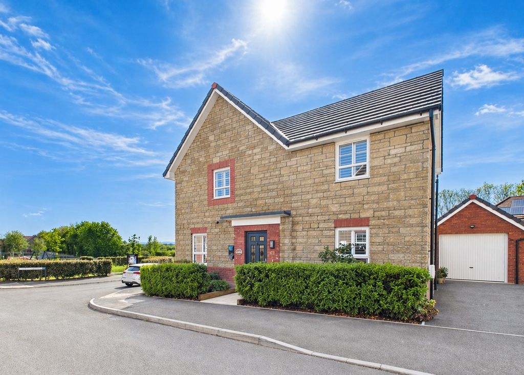 4 bed detached house for saleBurrow Hill View, Martock TA12