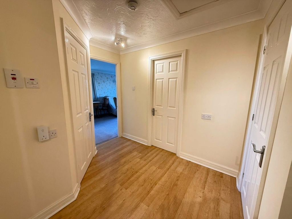 Additional image 2 of 1 bed flat for saleTabley Road, Knutsford, Cheshire WA16
