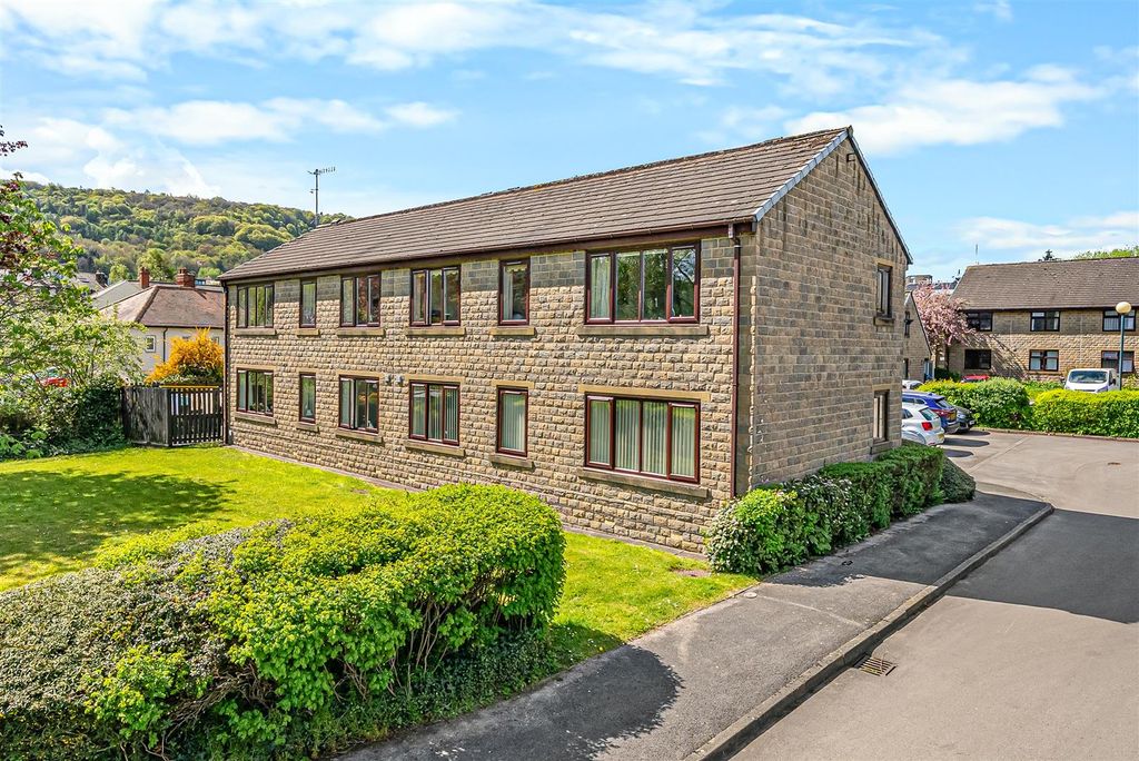 2 bed flat for saleTealbeck Approach, Otley LS21