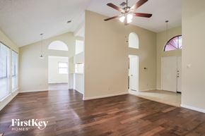 1055 Margate Drive, Pearland, TX, 77584 photo 4