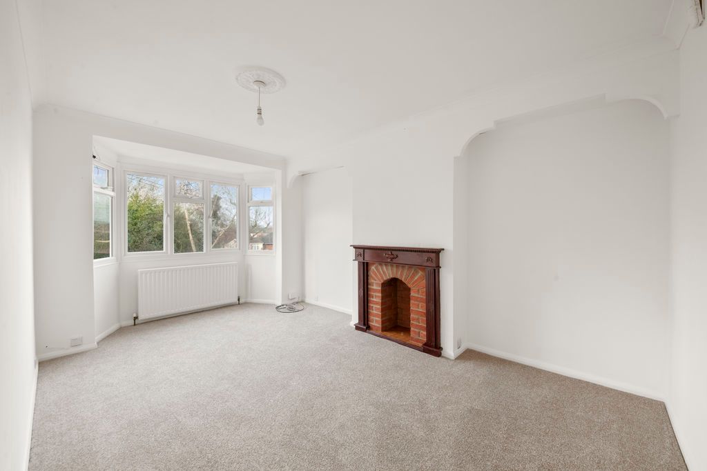 Additional image 4 of 2 bed maisonette for salePetworth Close, Northolt UB5