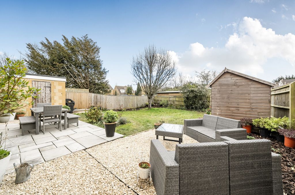 Additional image 15 of 2 bed bungalow for saleKingsmead, Lechlade, Gloucestershire GL7