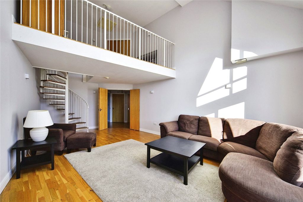 2 bed flat for saleSt. Peters Street, Maidstone, Kent ME16