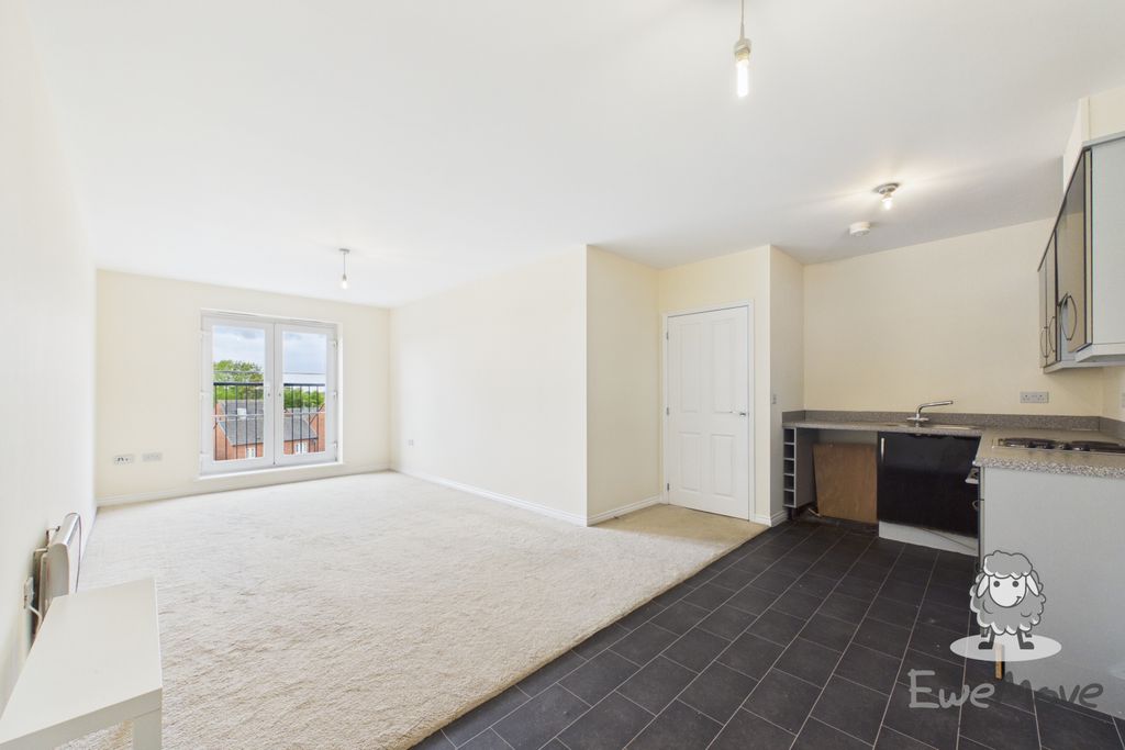 2 bed flat for salePendleton Court Speakman Way, Prescot, Merseyside L34 photo 2