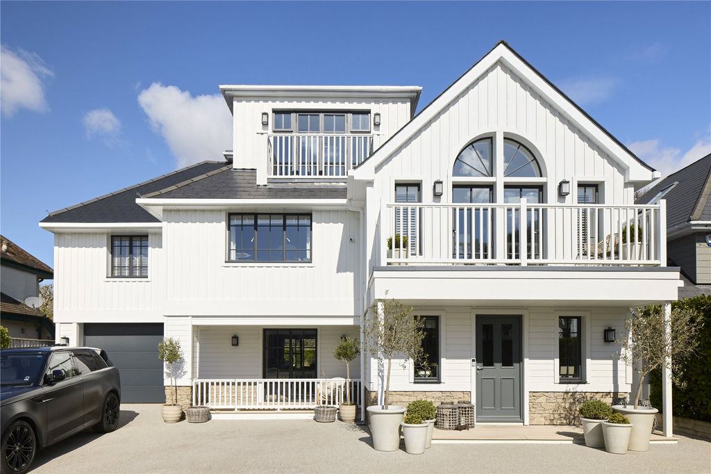 5 bed detached house for saleElms Avenue, Poole, Dorset BH14